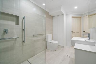 3/6 Hale Road