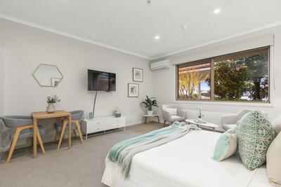 24/6 Melville Park Drive