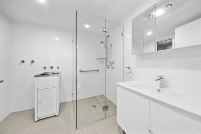 298/36-42 Cabbage Tree Road