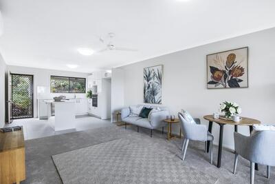 E12/61 Explorer Drive