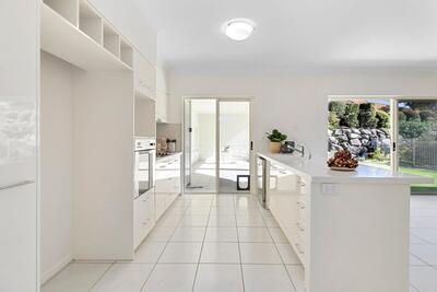 131/21 Gracemere Boulevard