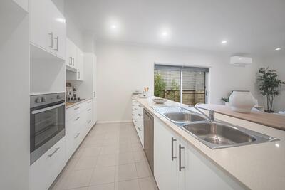 123/62 Island Point Road