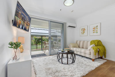 13/15-27 Adelaide Drive