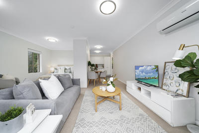 242/2-8 Kitchener Street