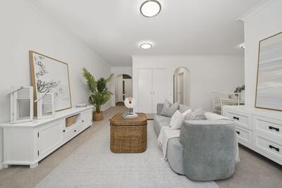 142/42 Roma Road