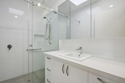 100/62-76 Cavanagh Street