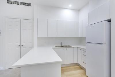 213/10 Minkara Road
