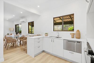 100/83 Freeth Street West