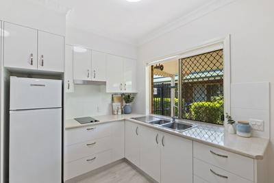 243/66 Bainbridge Street