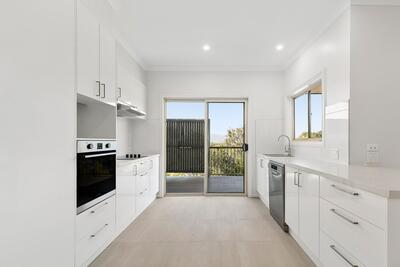 12 Telopea Grove