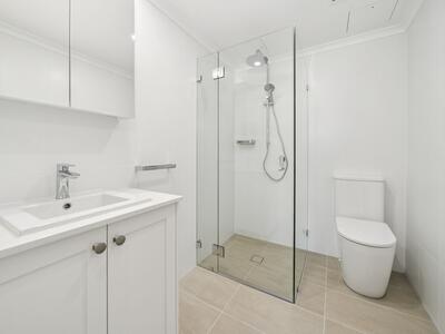 103/6 Hale Road