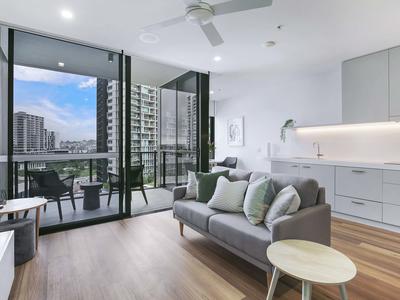 908/50 Longland Street