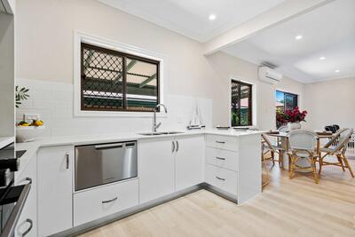 13/83 Freeth Street West
