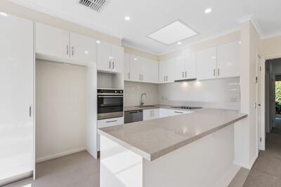4/62-76 Cavanagh Street