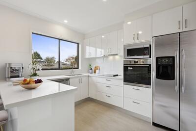 111/37 View Mount Road