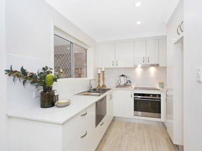 64/42 Ridley Road