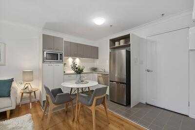 001/23 Adelaide Drive