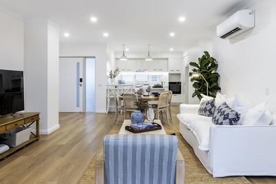 MS/014 Moorhen Street