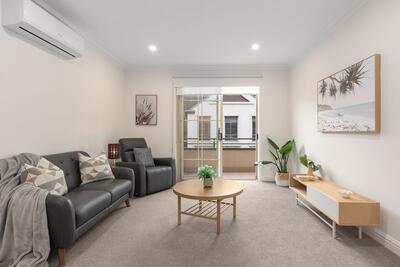 208/562 Bluff Road