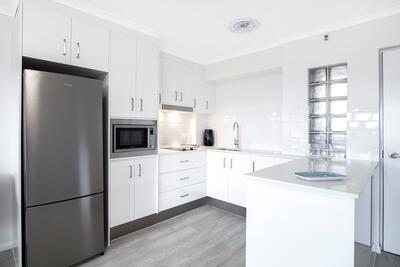 406/61 Explorer Drive