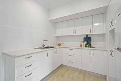 210/42 Ridley Road