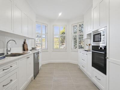 103/6 Hale Road