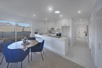 140/62 Island Point Road