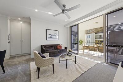 M202/469 Sandgate Road