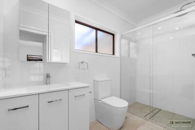 12A/31 Crookston Drive