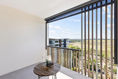 3305/2 Symphony Way