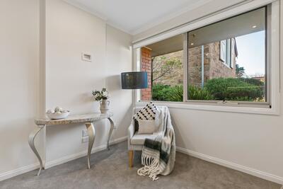 13/6 Melville Park Drive