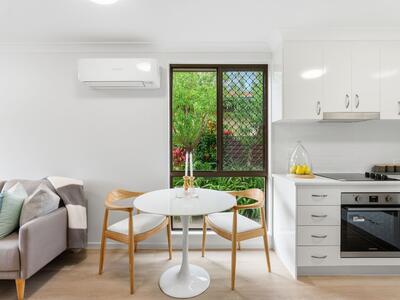 29/239 McCullough Street