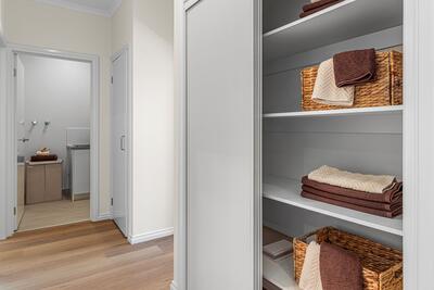 305/37-43 Victoria Street