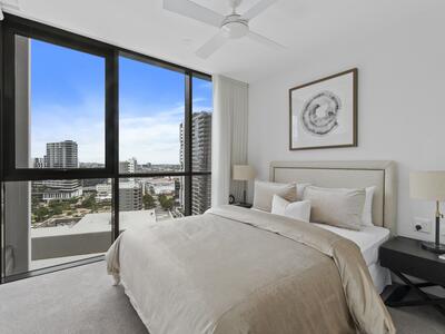 1204/50 Longland Street