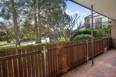 11/2 Ulmarra Place