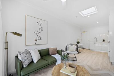 204/66 Bainbridge Street