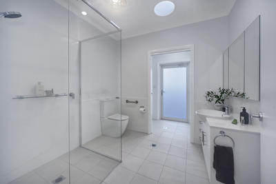 147/62 Island Point Road