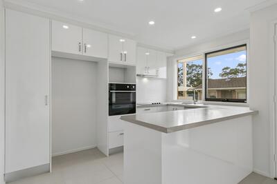 18/4-42 Coral Drive