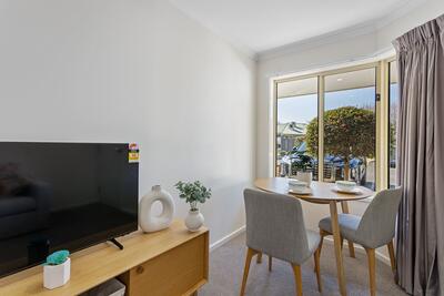 12/104 Country Club Drive