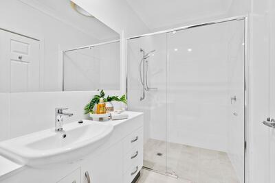 091/21 Gracemere Boulevard