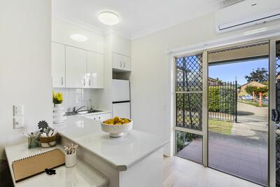 255/66 Bainbridge Street