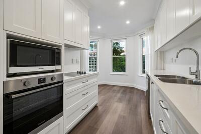 80/6 Hale Road
