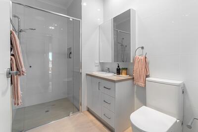 305/37-43 Victoria Street