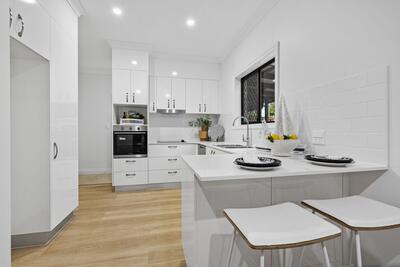13/83 Freeth Street West