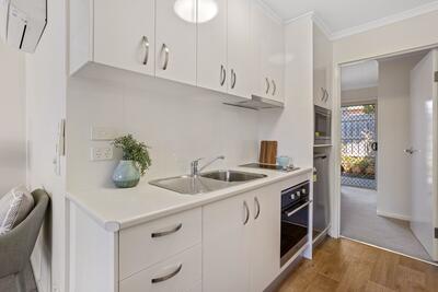 18/104 Country Club Drive