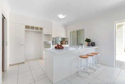 131/21 Gracemere Boulevard