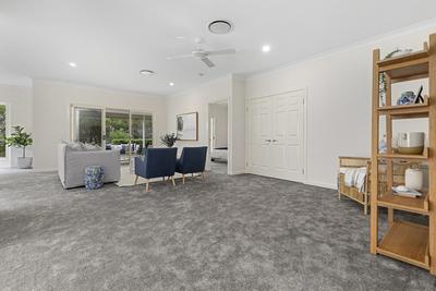 121/21 Gracemere Boulevard