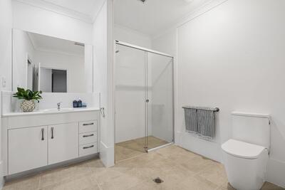 13/83 Freeth Street West