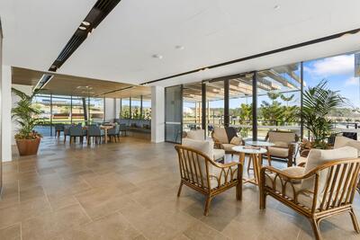 1002/2 Symphony Way