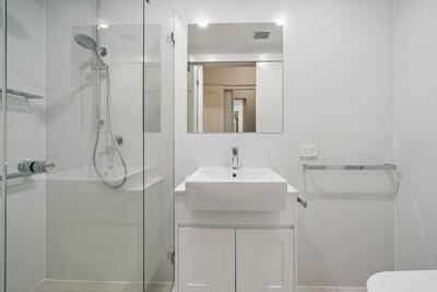 3/6 Hale Road